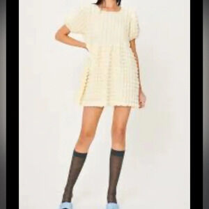 - LA Hearts PACSUN Dress cream Waffle babydoll midi  cap sleeve size small
